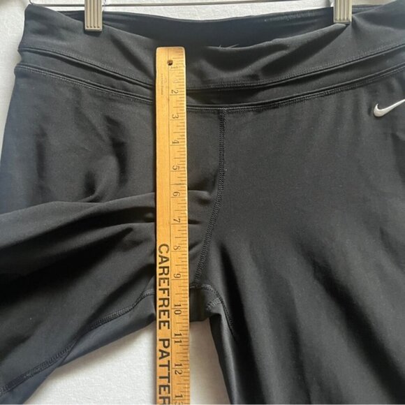 Nike Dri Fit cropped workout pants Sz M - Picture 10 of 12